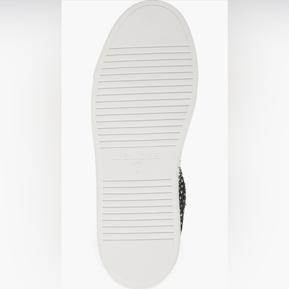 J/SLIDES Black Sneakers Sleek Modern Design/size 6 - Picture 6 of 6